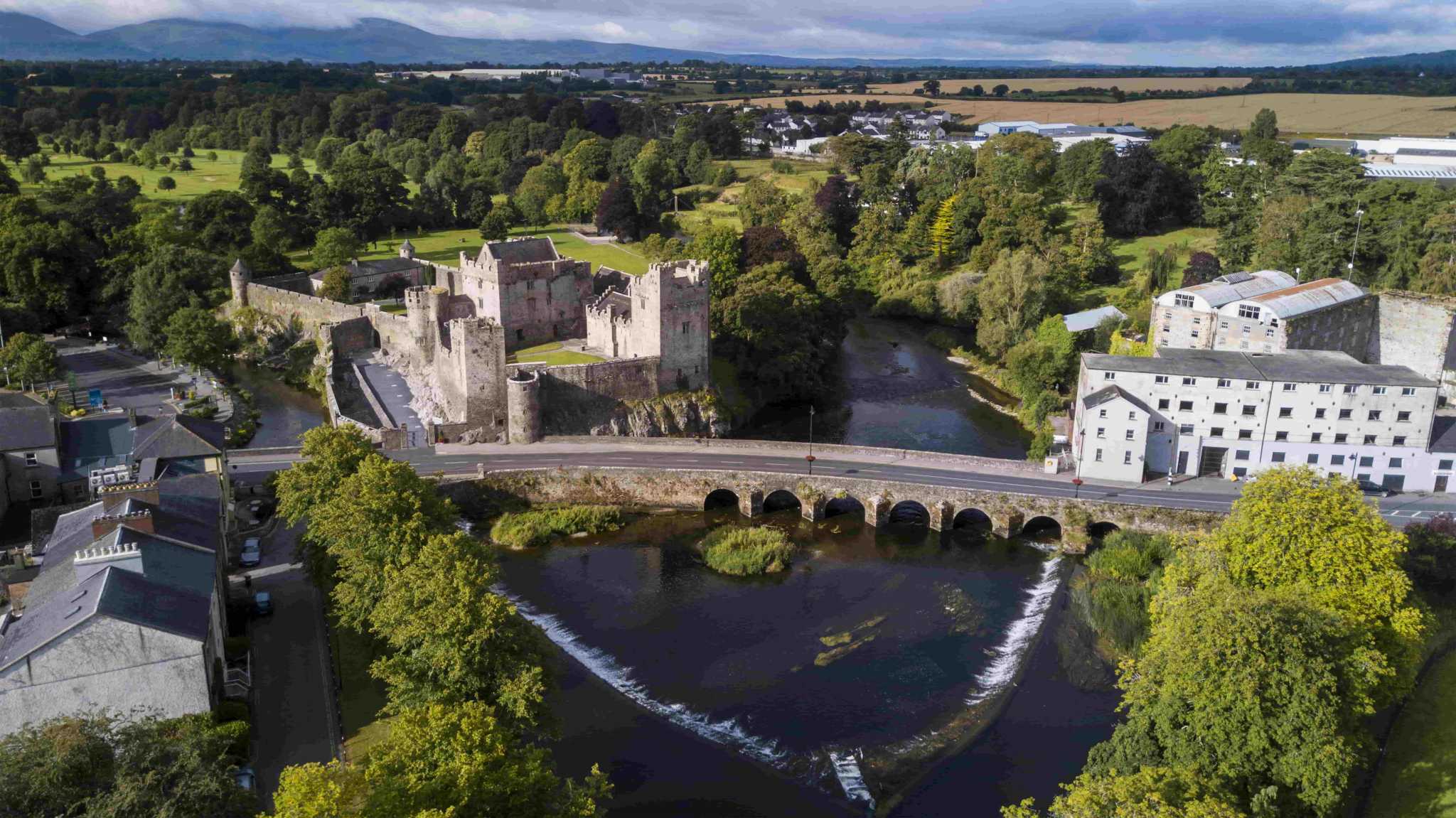 Cahir Castle Image